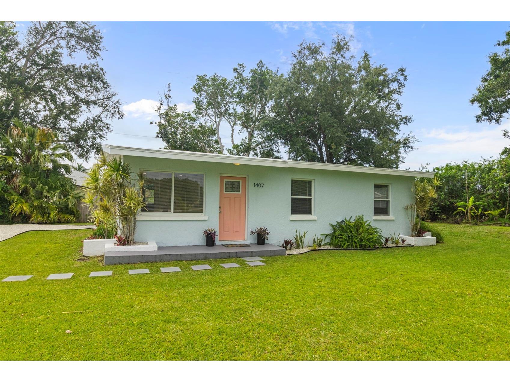 1407 Coral Ridge Drive Punta Gorda FL 33950 TB8512194 image1