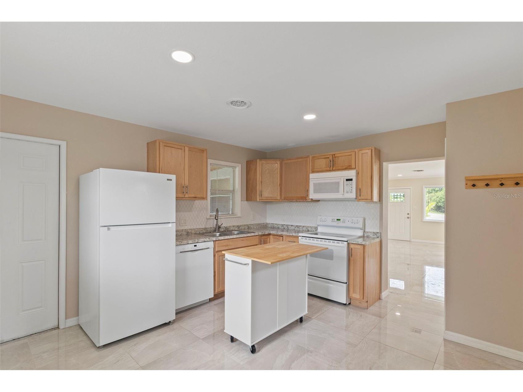 1407 Coral Ridge Drive Punta Gorda FL 33950 TB8512194 image27