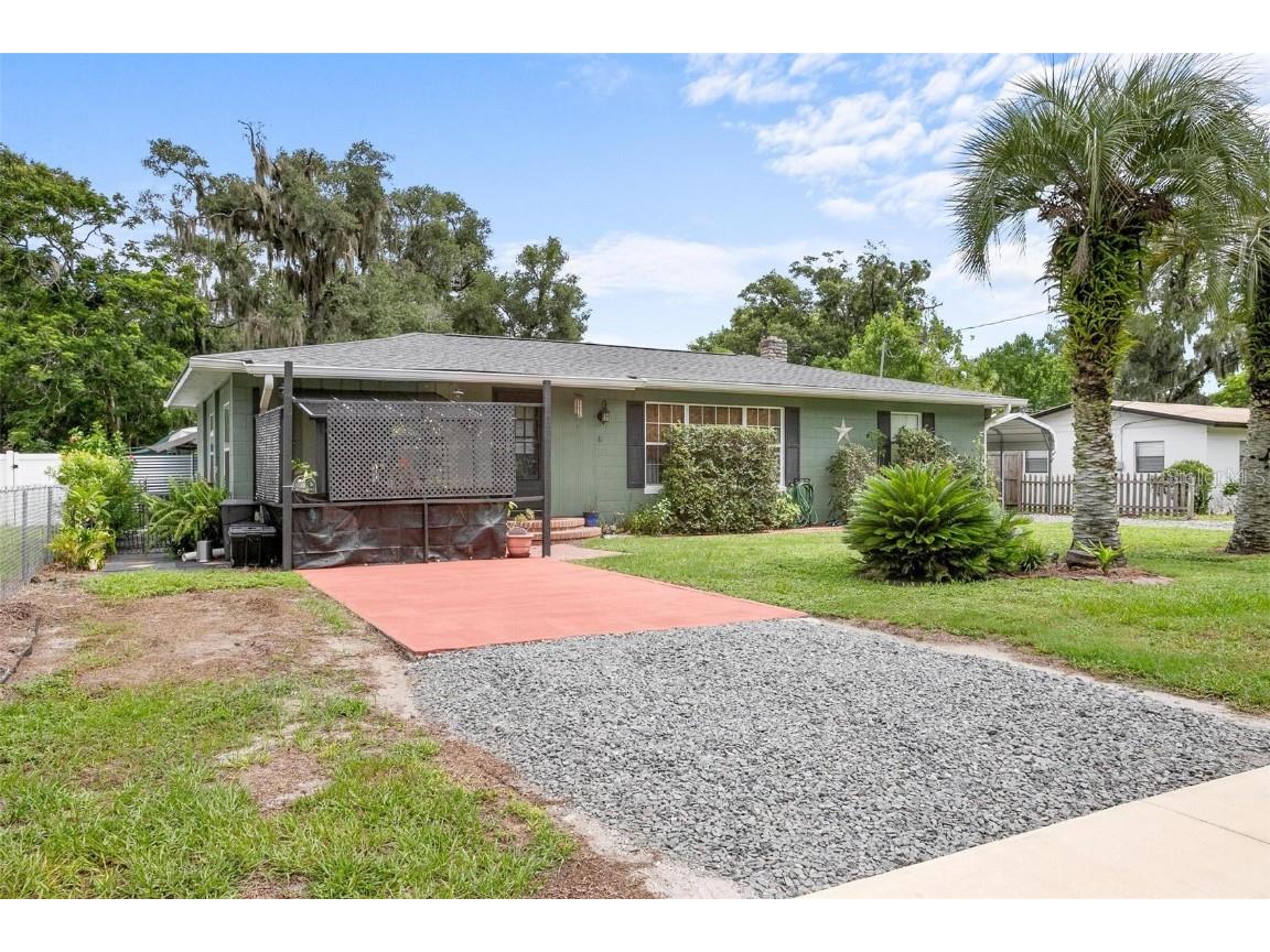 1407 E Voorhis Avenue Deland FL 32724 V4937811 image1
