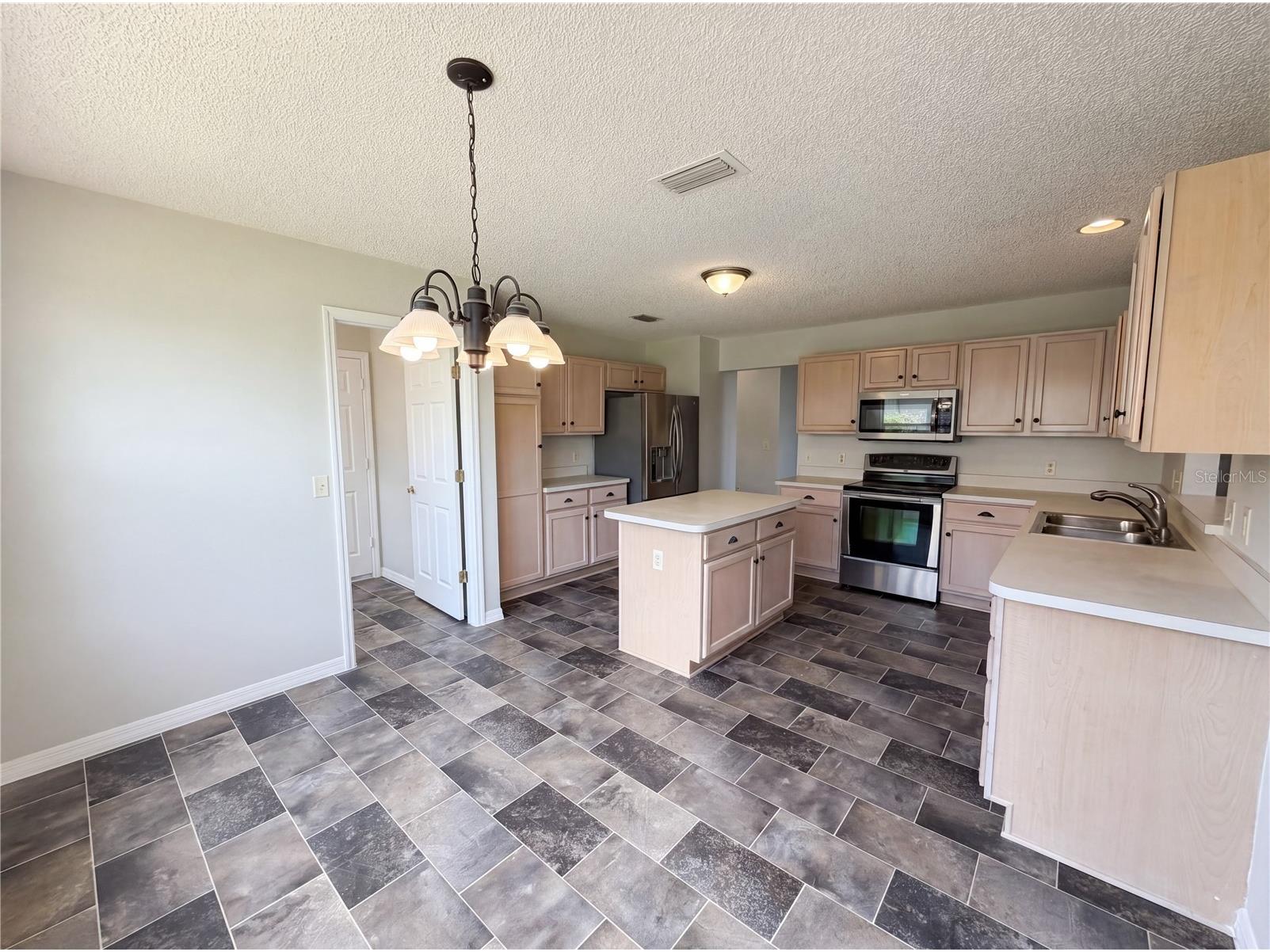 1407 Figueroa Street The Villages FL 32162 O6402625 image2