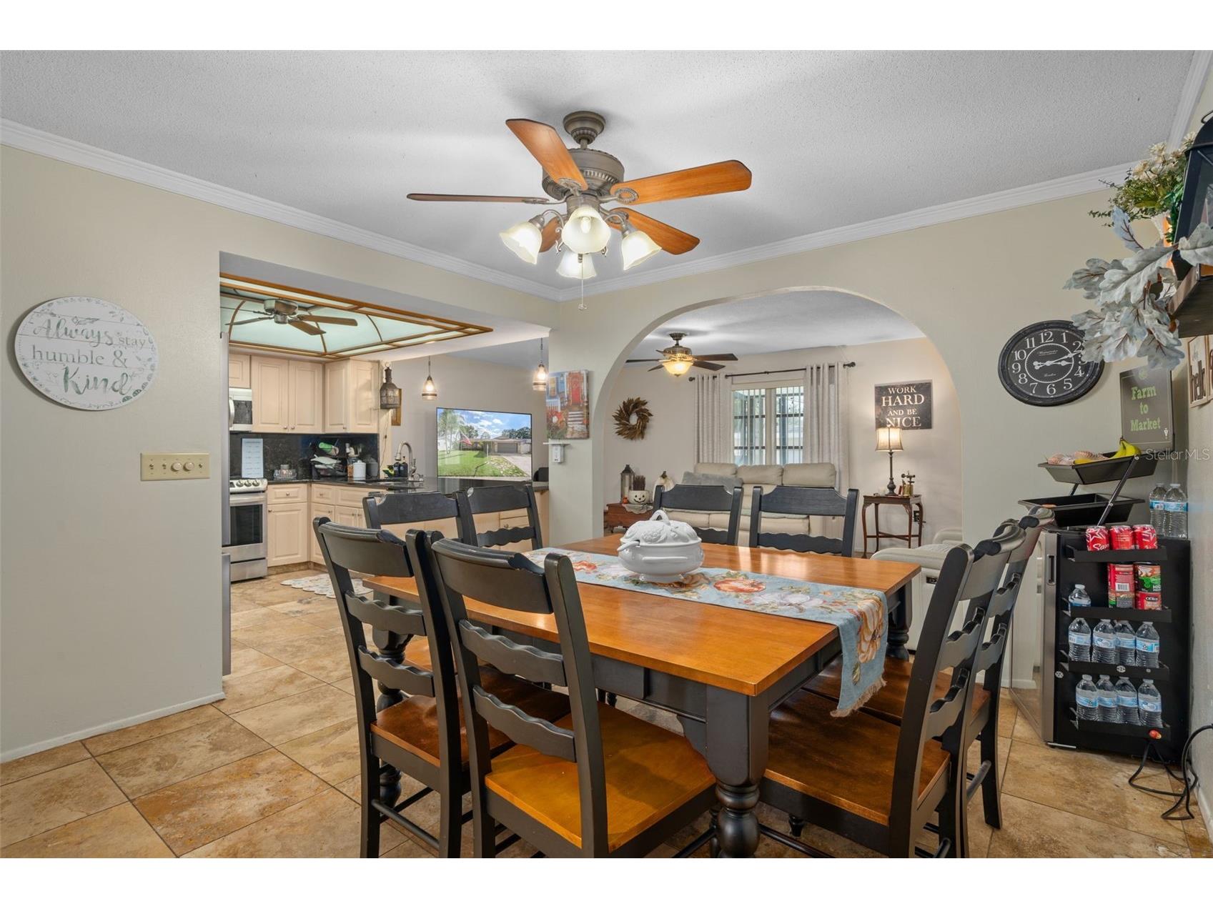 1407 Garden Avenue Tarpon Springs FL 34689 W7880144 image10