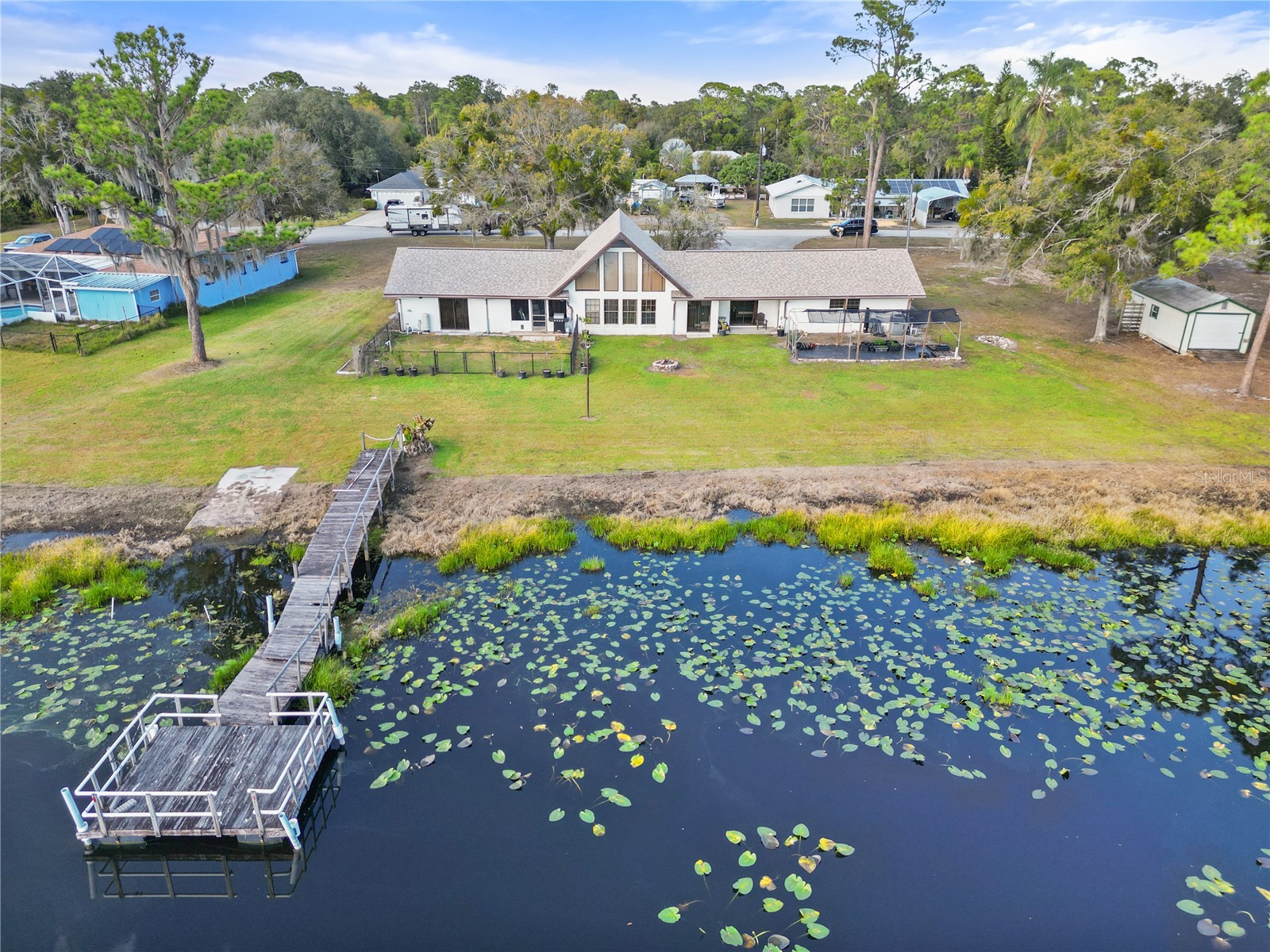 1407 Indian Drive Sebring FL 33875 - LAKE CHARLOTTE L4958402 image1