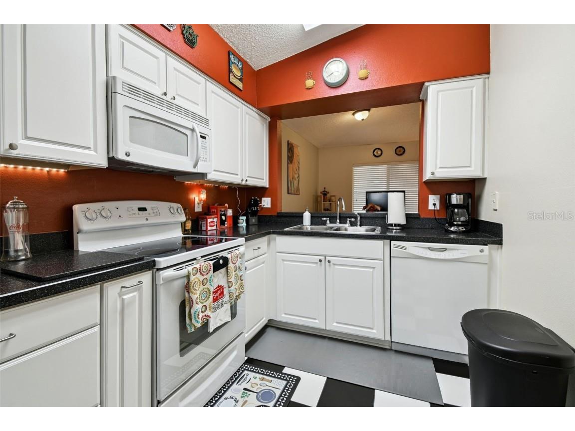 1407 Oakford Court Brandon FL 33511 A4671070 image12