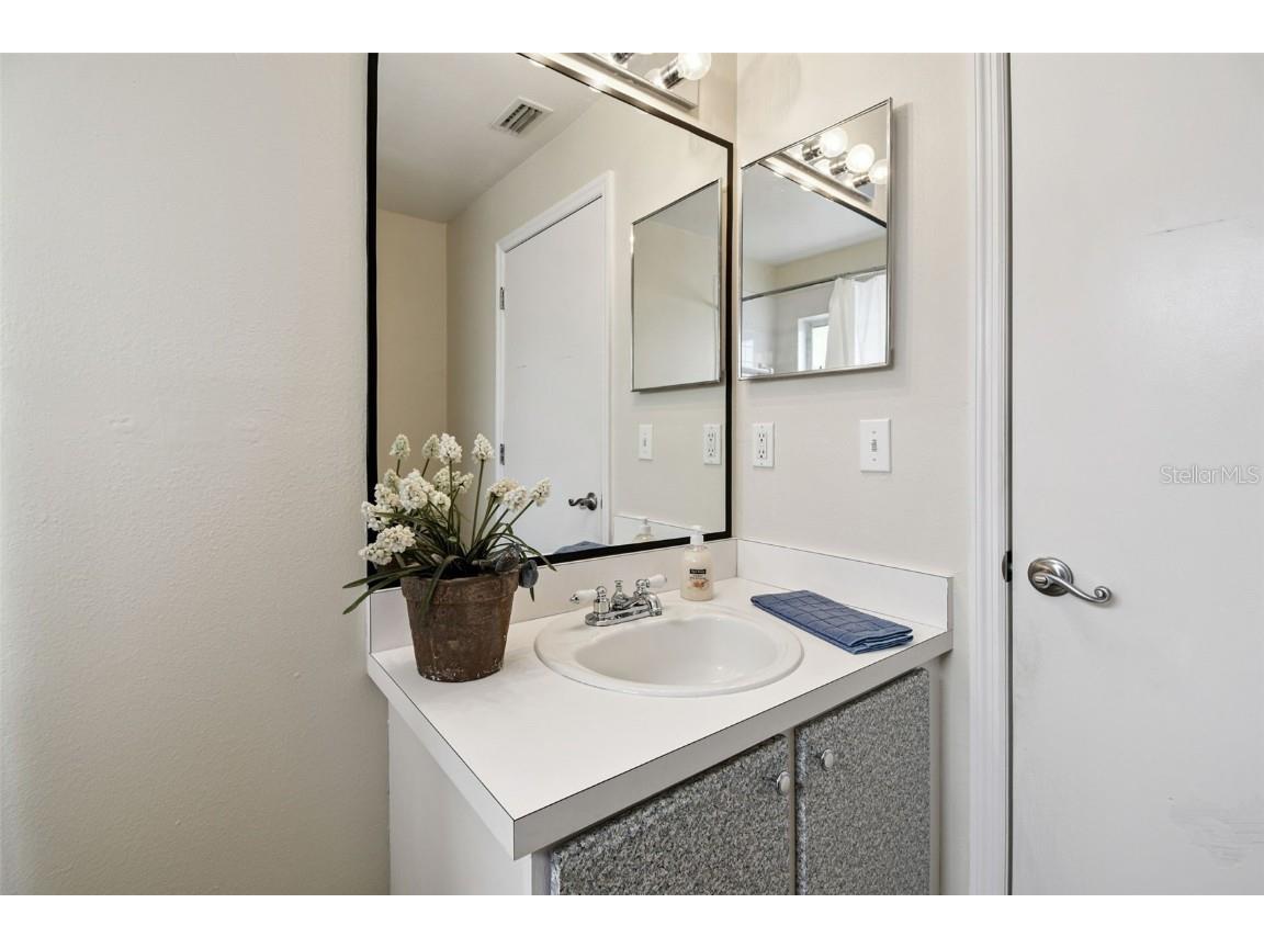 1407 Oakford Court Brandon FL 33511 A4671070 image27