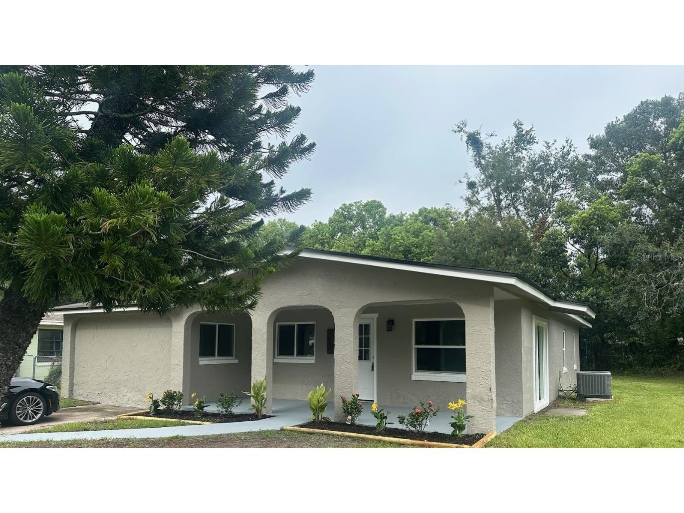 1407 S Locust Avenue Sanford FL 32771 O6128605 image1