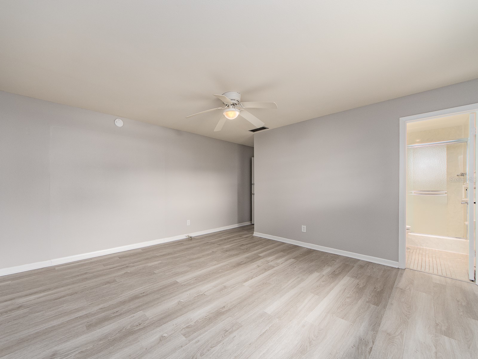 14070 90th Avenue Seminole FL 33776 TB8514611 image23