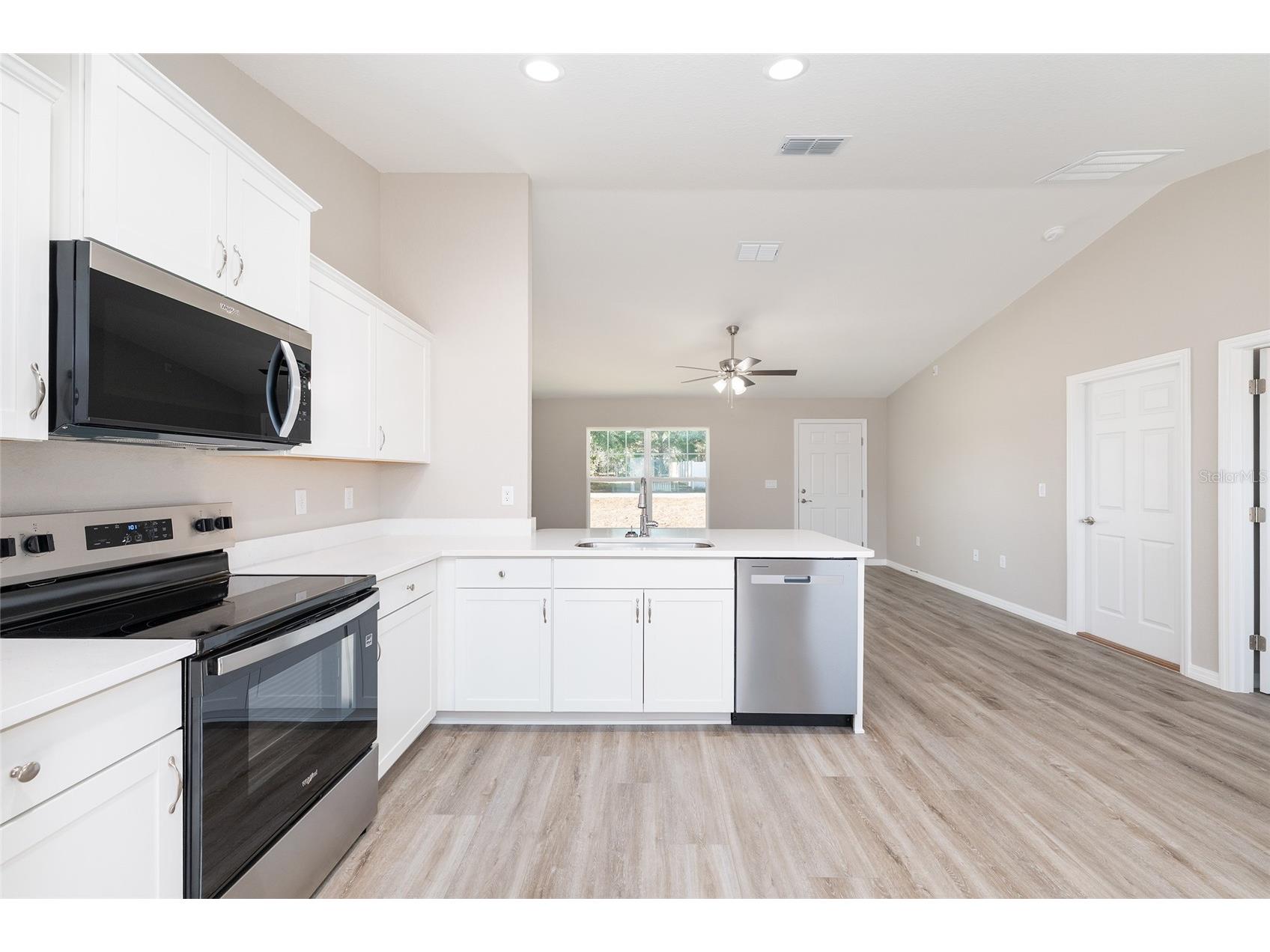 14073 SE 33rd Terrace Summerfield FL 34491 OM721943 image3