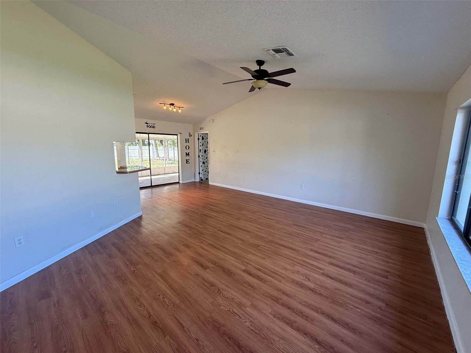 14078 Spring Hill Drive Spring Hill FL 34609 W7886460 image2