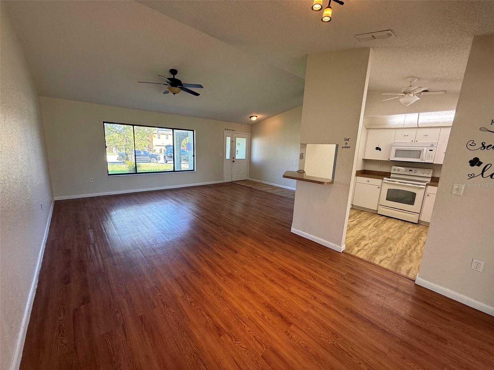 14078 Spring Hill Drive Spring Hill FL 34609 W7886460 image7