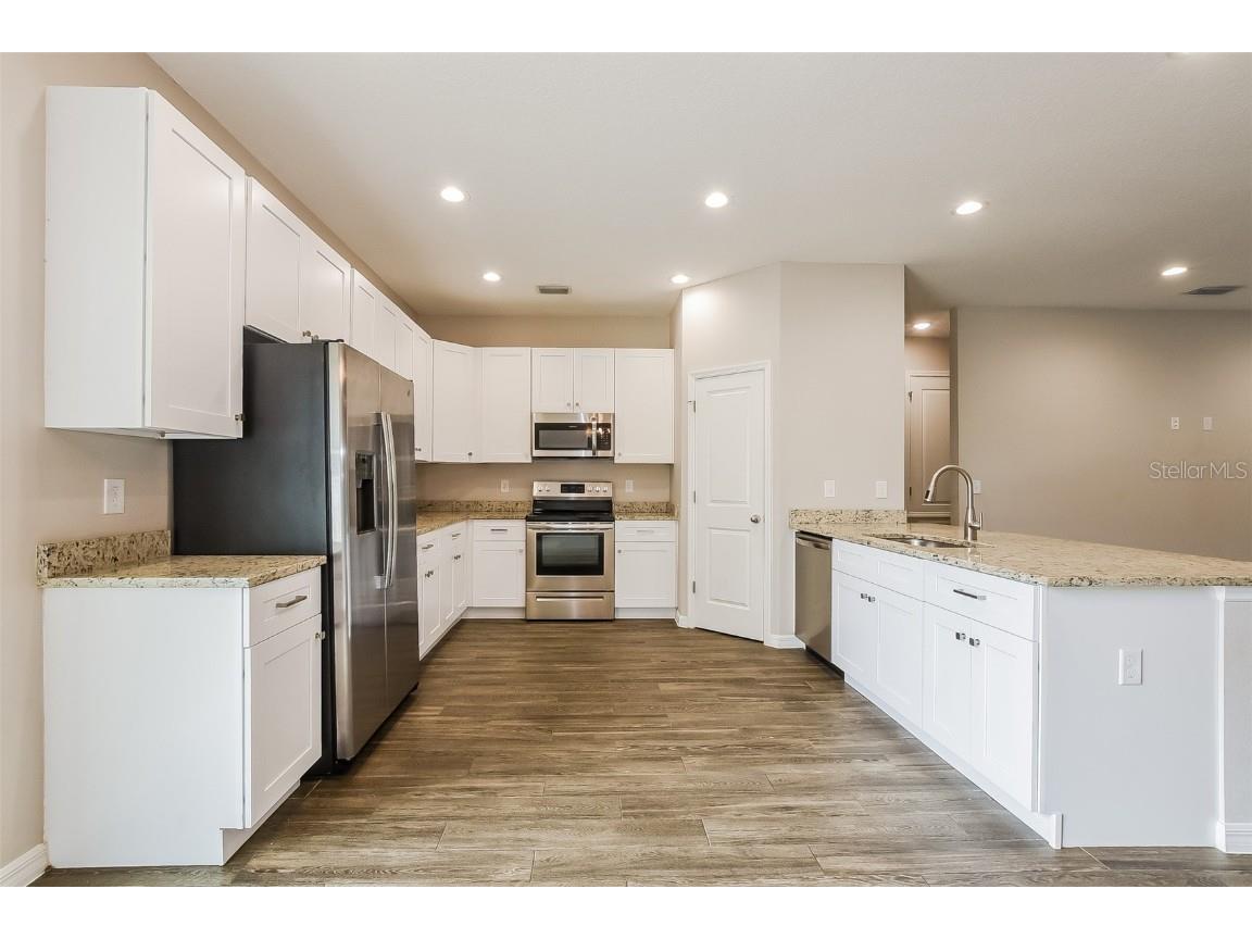 1408 E Lakeview Avenue Eustis FL 32726 O6368203 image7