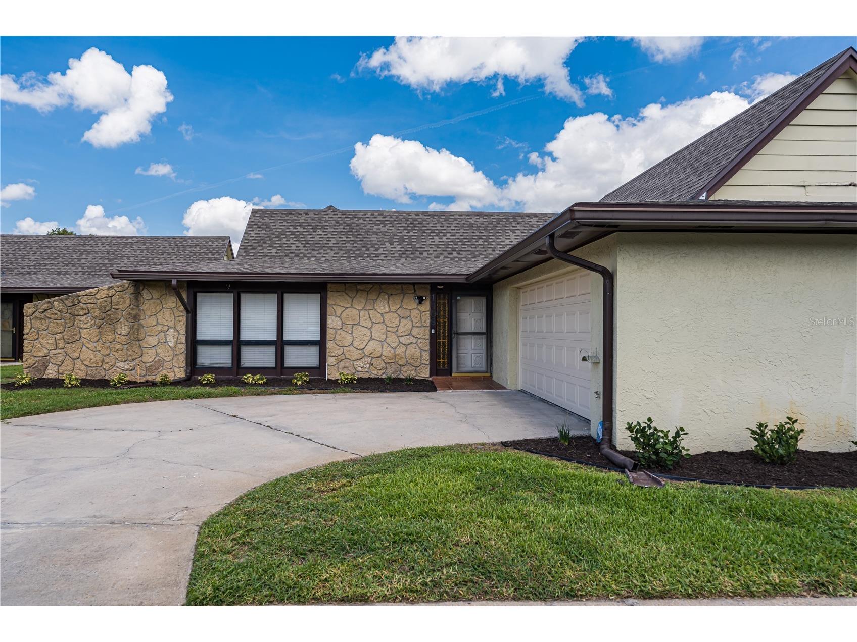 1408 Magellan Circle #103 Orlando FL 32818 P4938959 image1