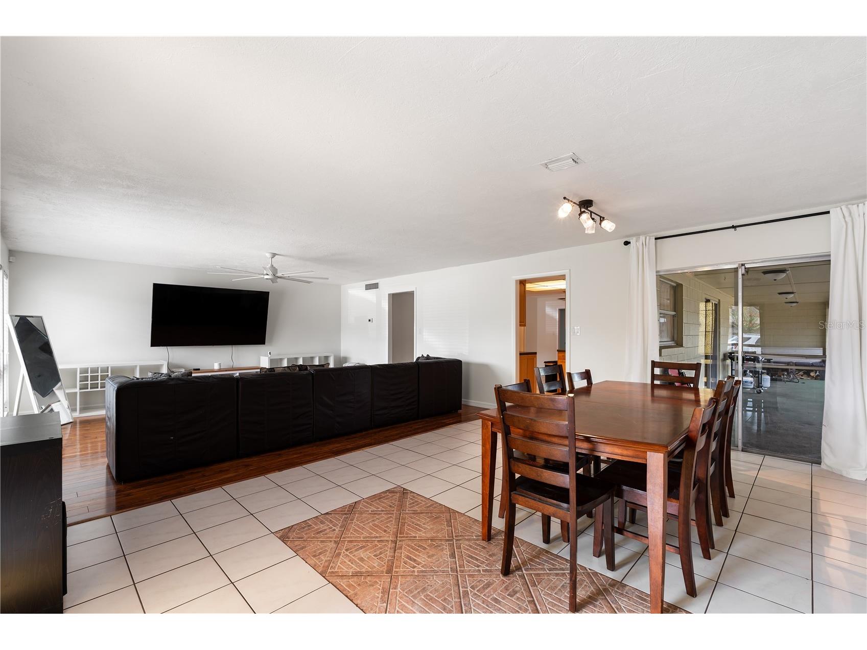 1408 Magellan Circle #103 Orlando FL 32818 P4938959 image25