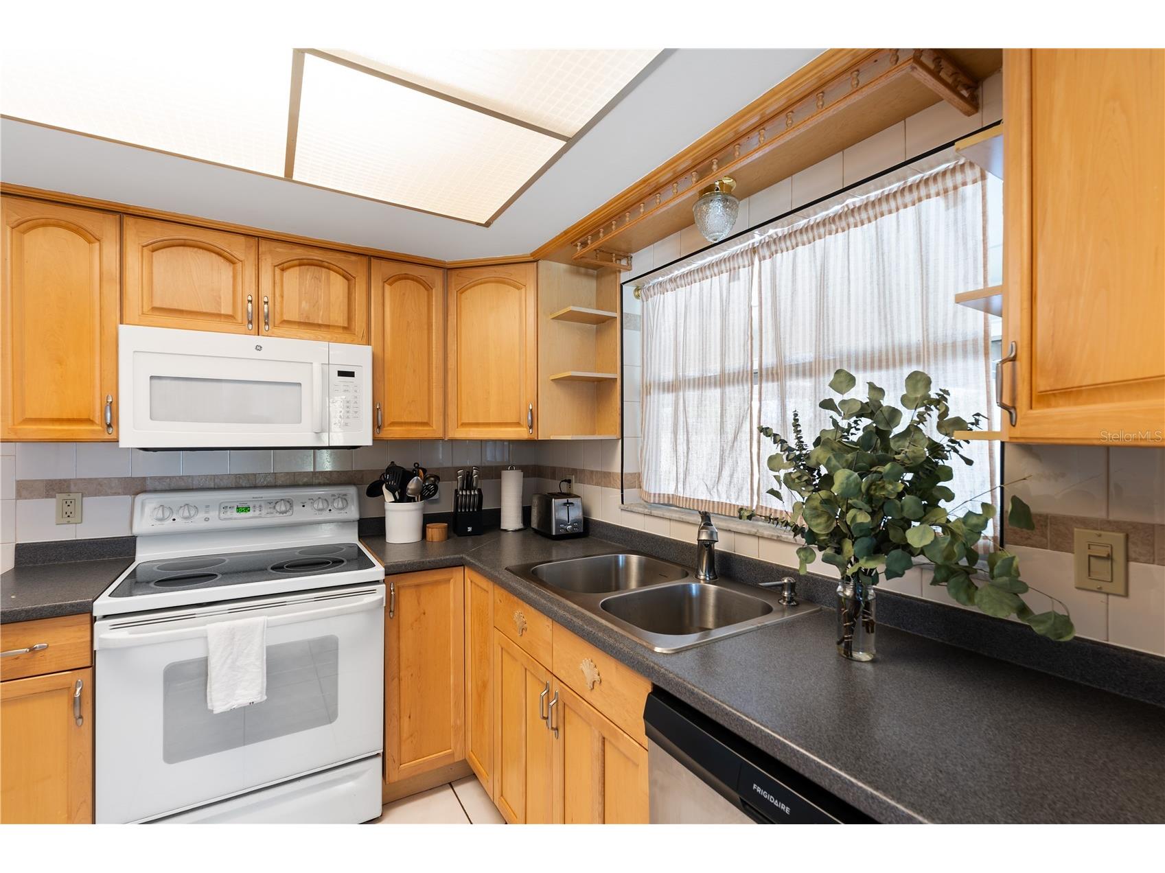 1408 Magellan Circle #103 Orlando FL 32818 P4938959 image34