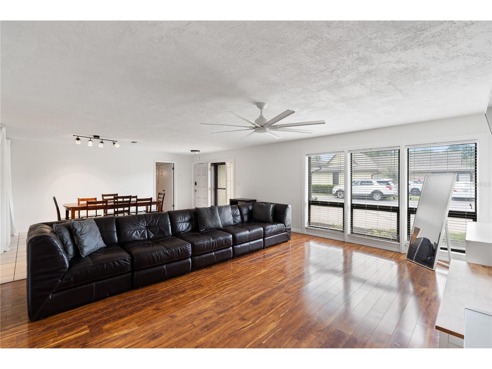 1408 Magellan Circle #103 Orlando FL 32818 P4938959 image39