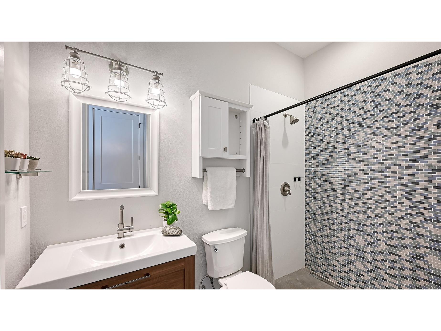 1408 Oak Hammock Road Sarasota FL 34240 A4697103 image24