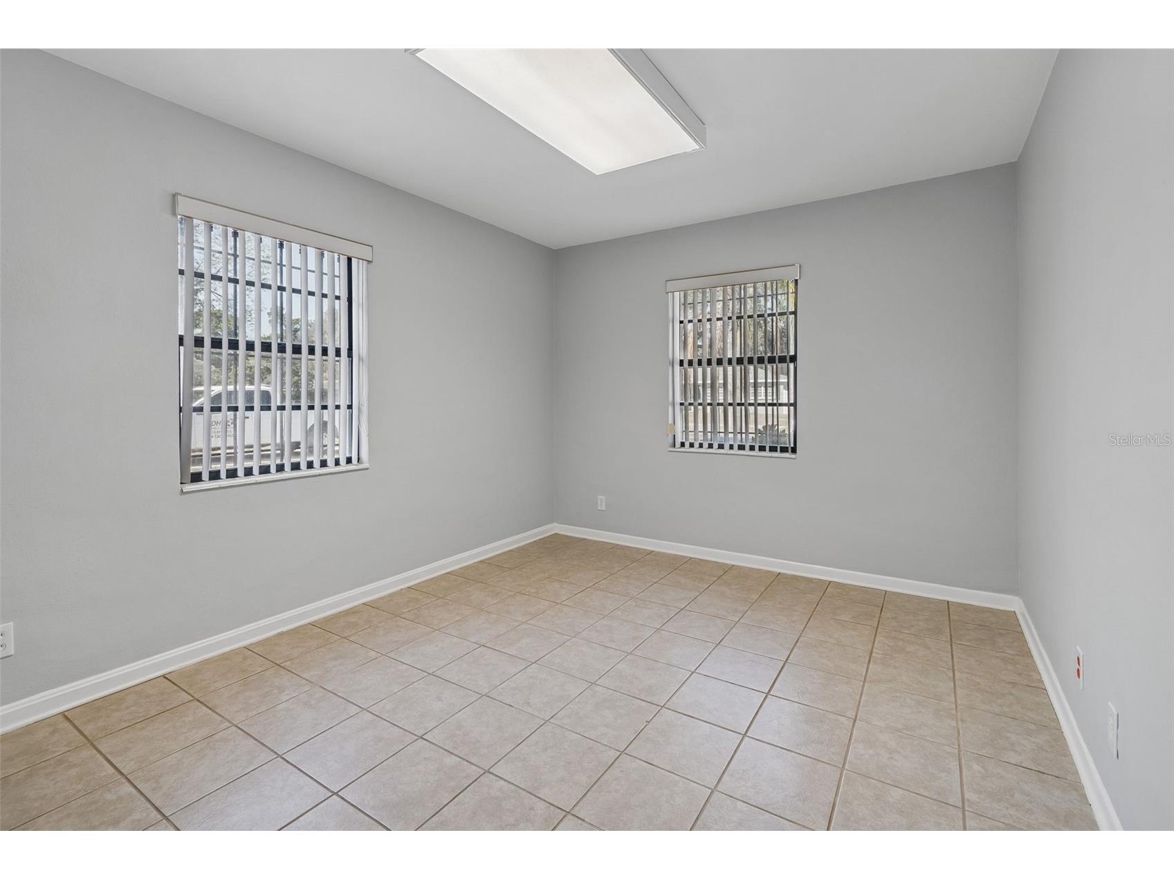 1408 W Linebaugh Avenue Tampa FL 33612 TB8474736 image10
