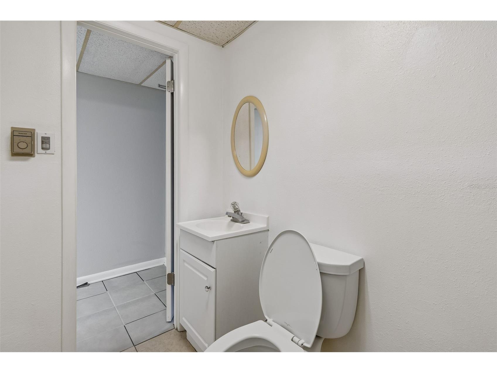 1408 W Linebaugh Avenue Tampa FL 33612 TB8474736 image14