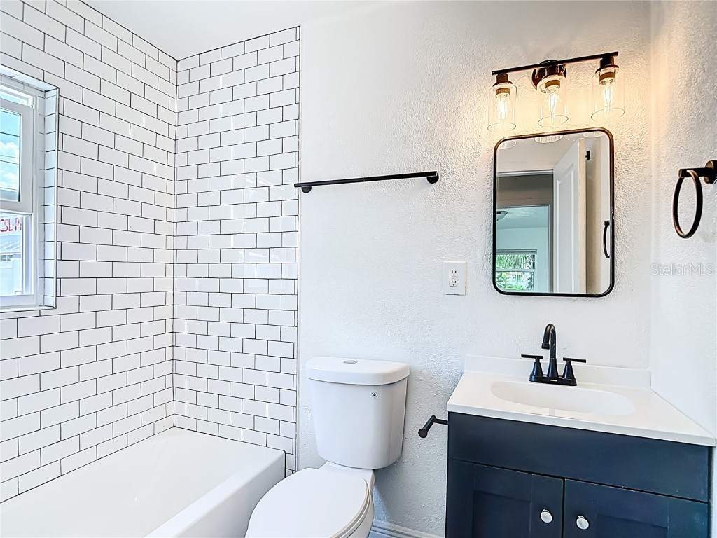 1409 College Park Lane Tampa FL 33612 A4658708 image16