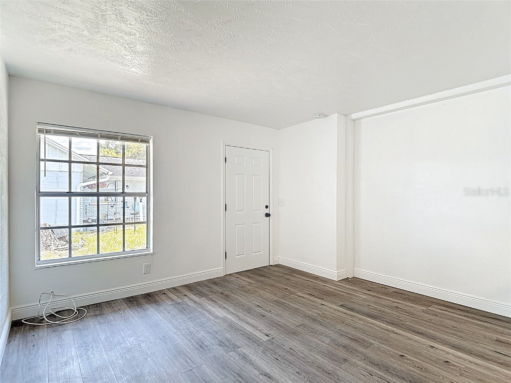 1409 College Park Lane Tampa FL 33612 A4658767 image6