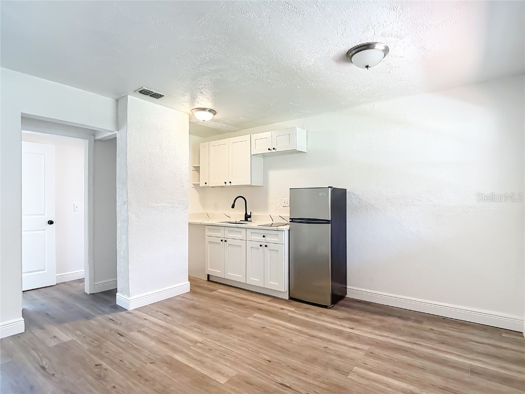 1409 College Park Lane Tampa FL 33612 A4658767 image7