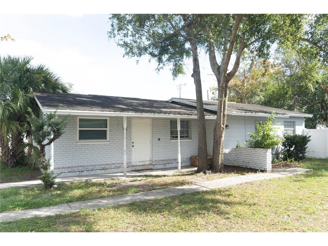 1409 College Park Lane Tampa FL 33612 TB8334019 image1