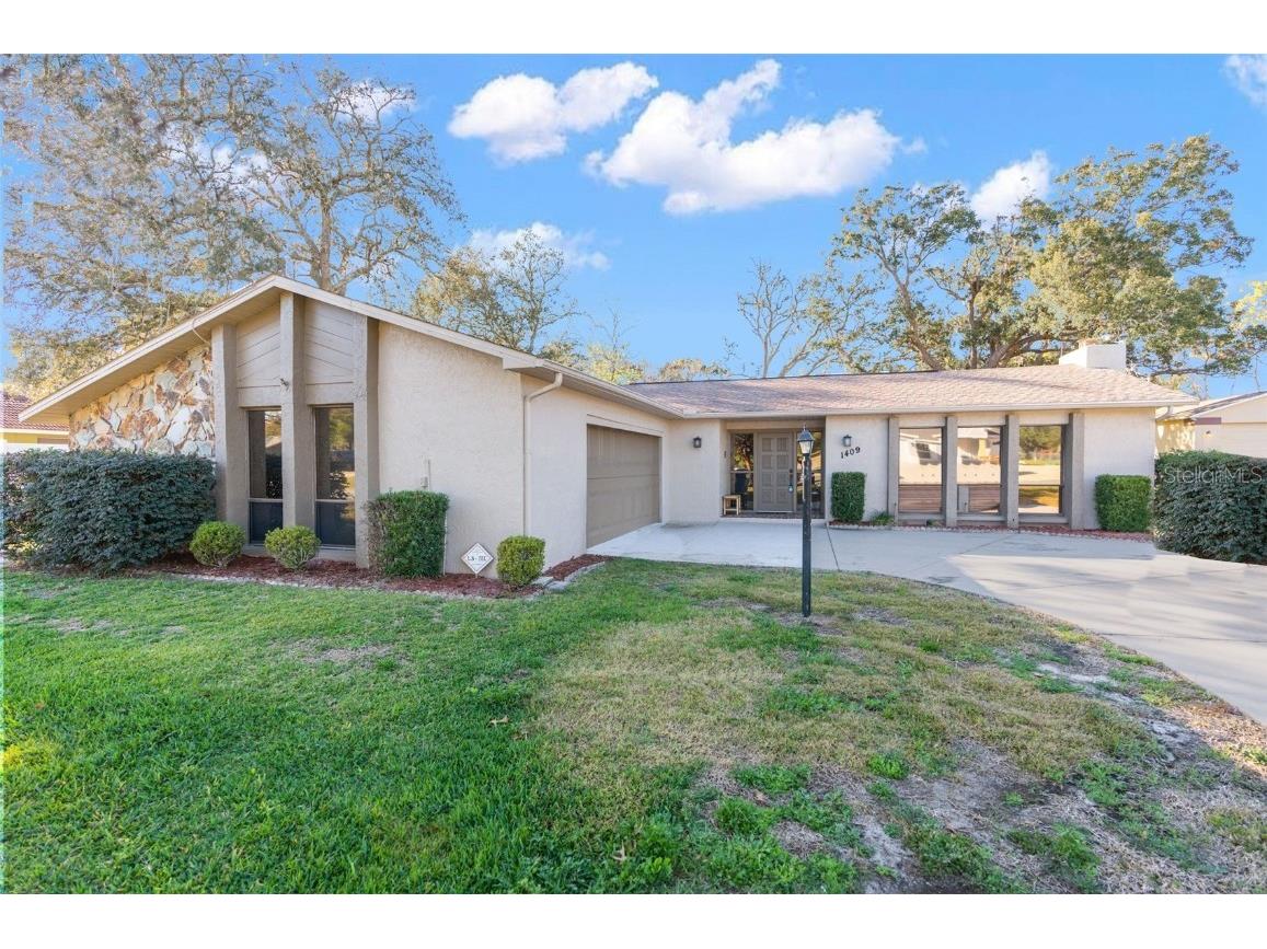 1409 Findlay Avenue Spring Hill FL 34609 W7861919 image1