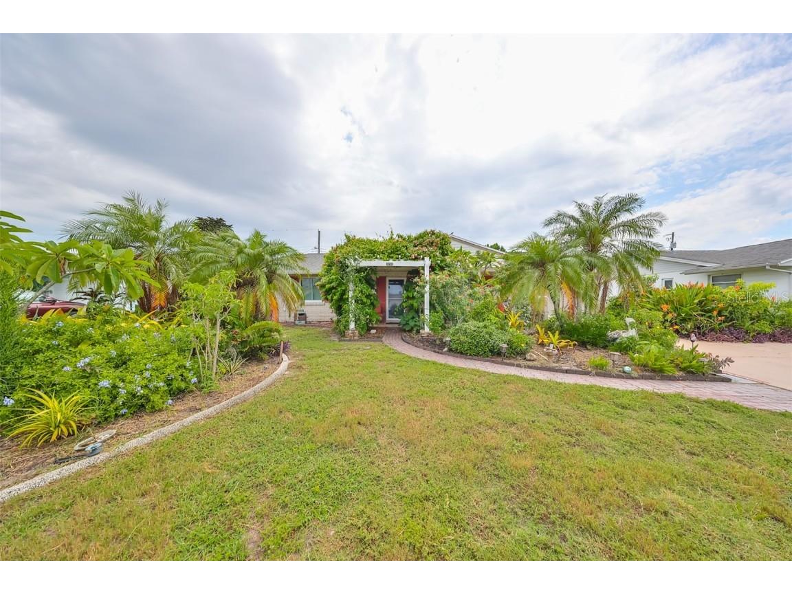 1409 Fox Hills Drive Sun City Center FL 33573 T3533766 image1