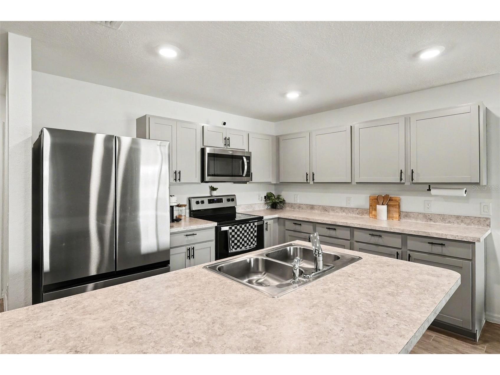 1409 NE 4th Place Cape Coral FL 33909 A4688103 image9