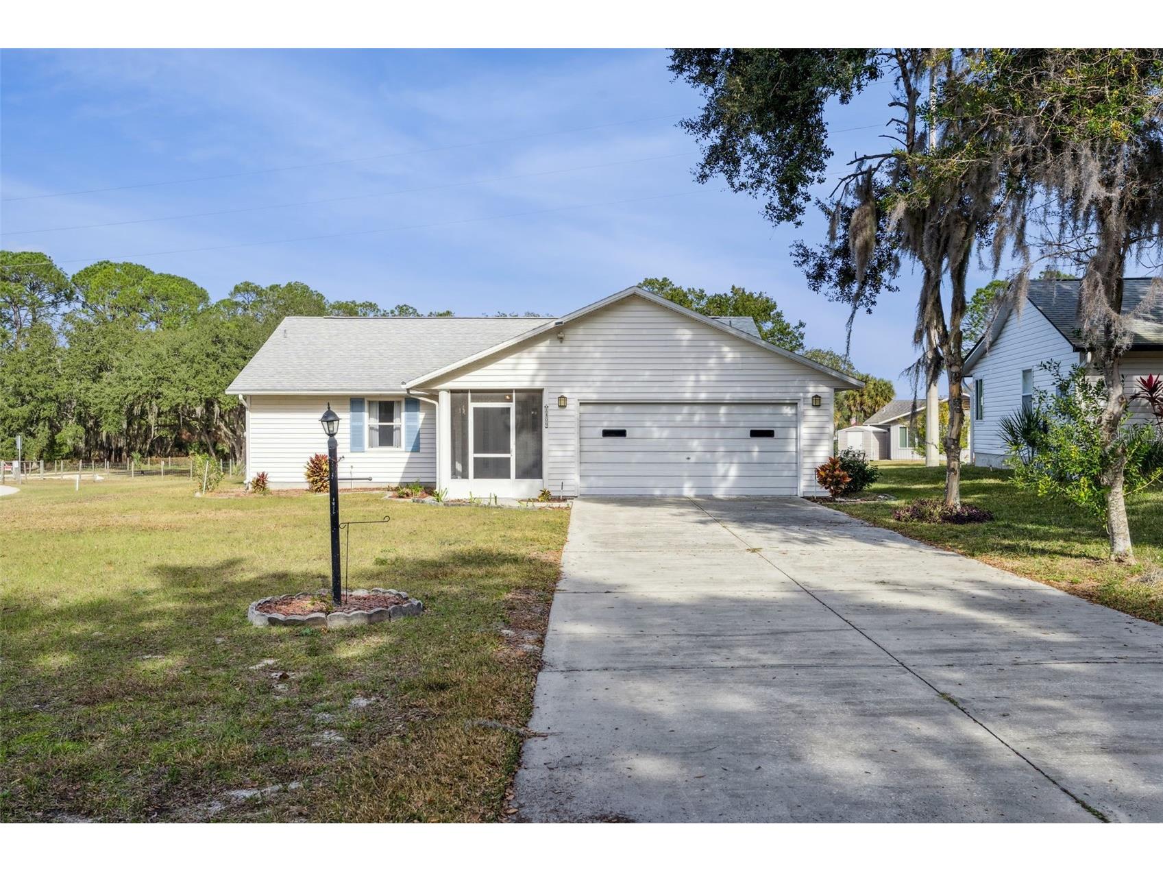 1409 New Abbey Avenue Leesburg FL 34788 S5141380 image1