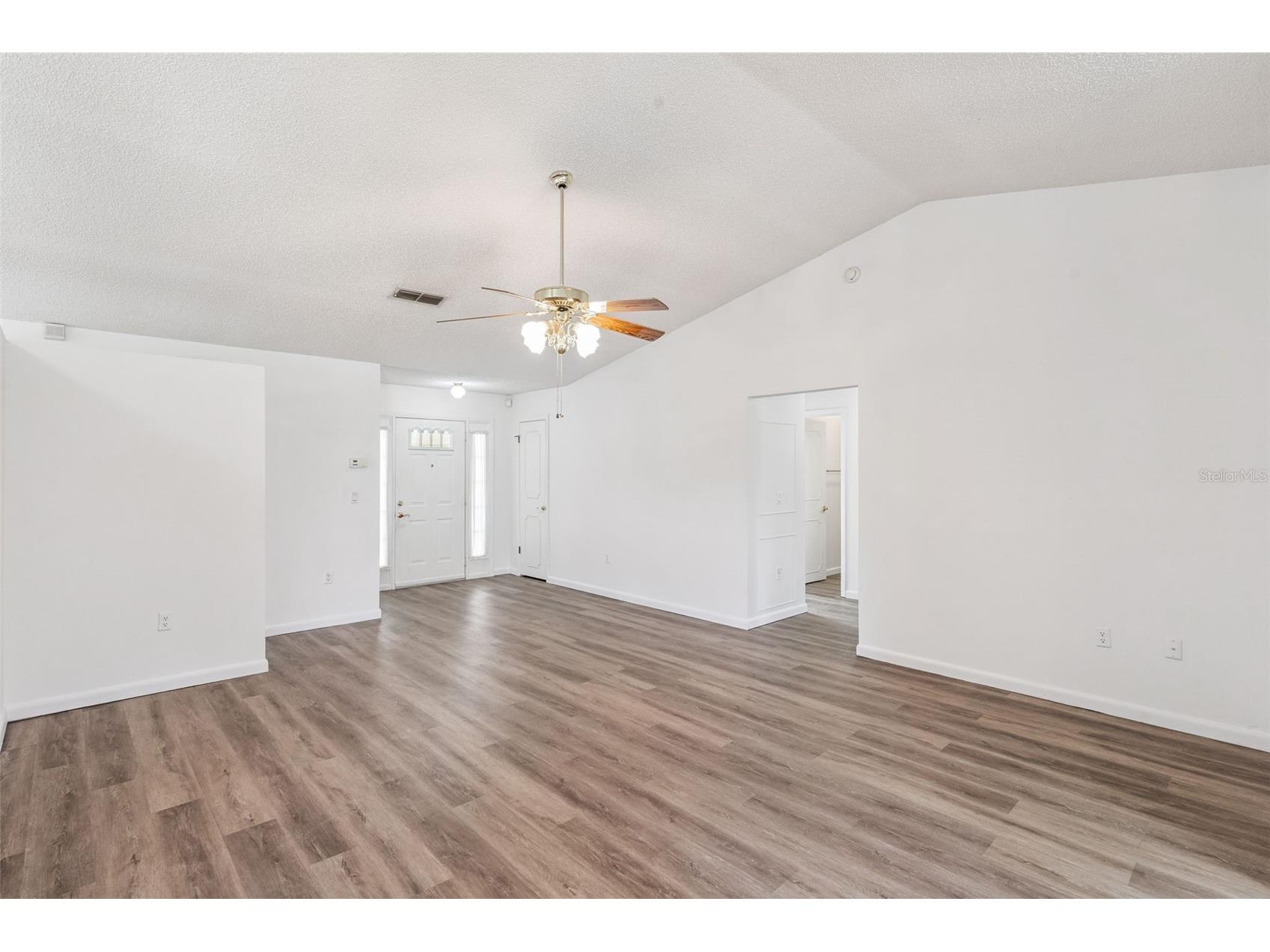1409 New Abbey Avenue Leesburg FL 34788 S5141380 image6
