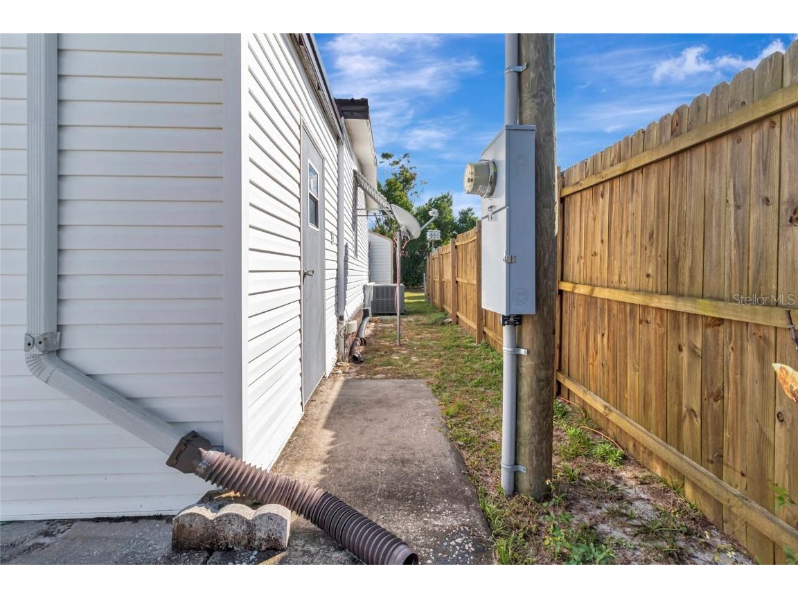 1409 Ridge Road Tavares FL 32778 G5106314 image31