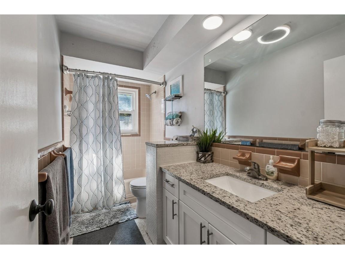 1409 Teresa Drive Largo FL 33770 TB8442282 image31