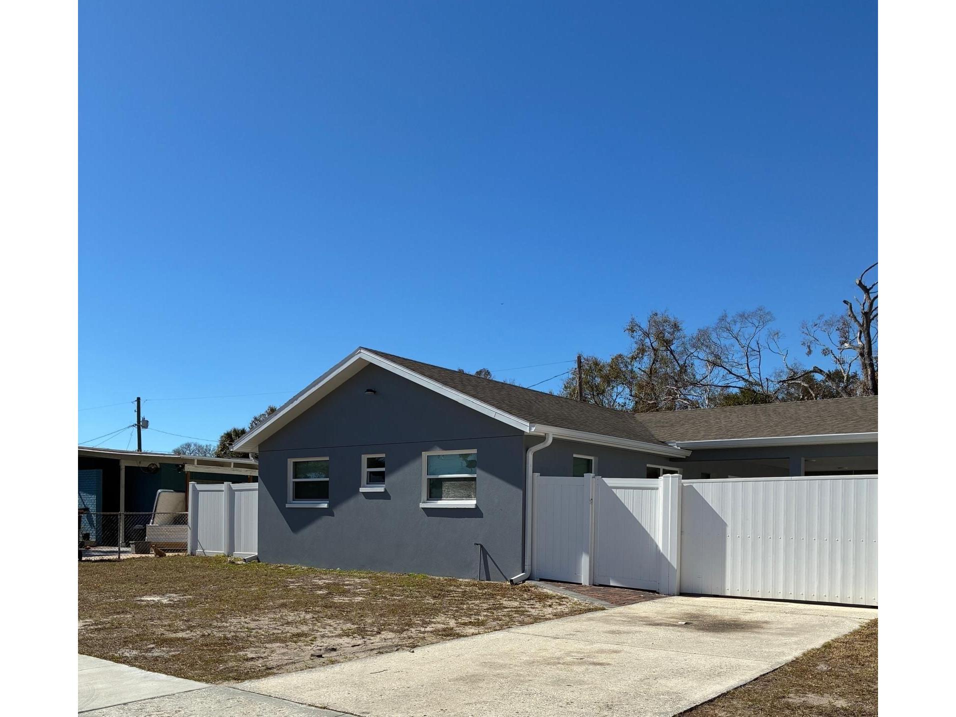 1409 Wishing Well Way Tampa FL 33619 TB8474141 image1