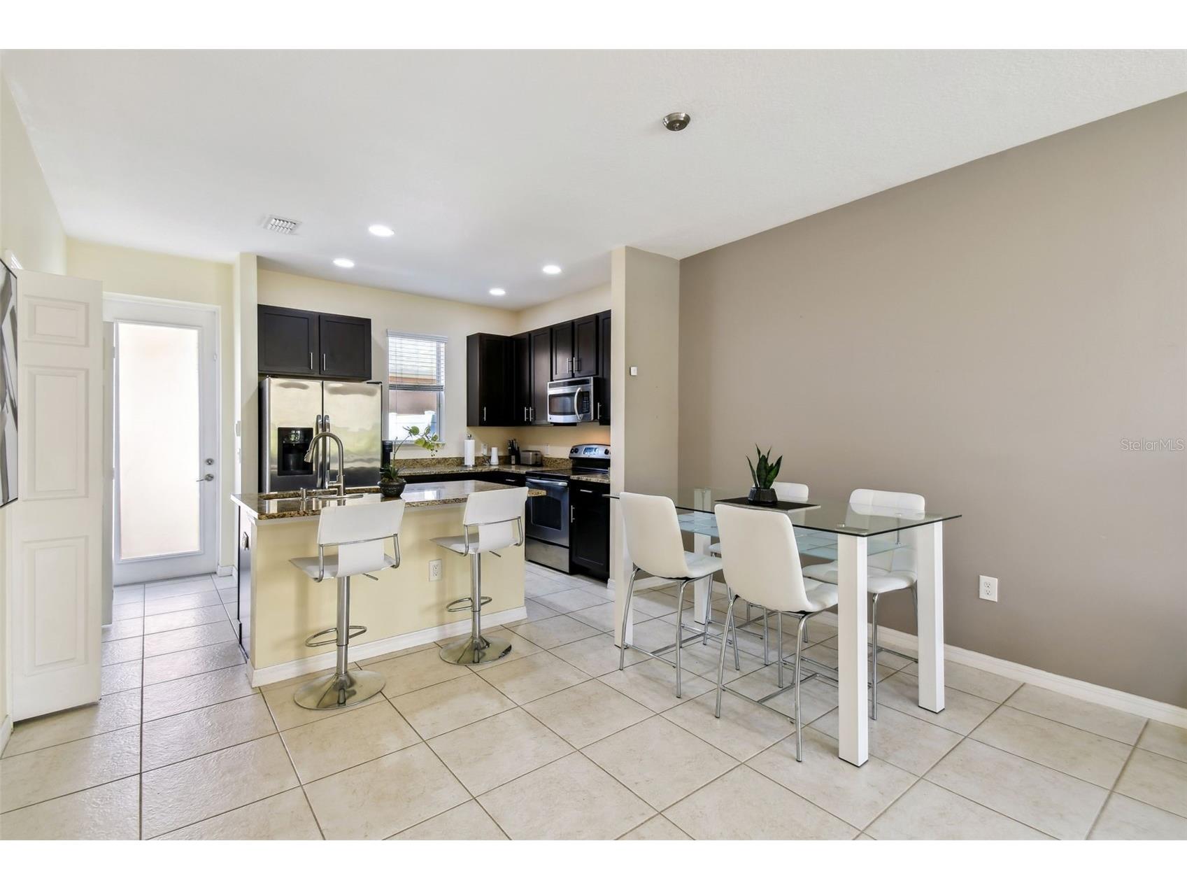 14090 Avenue Of The Groves Winter Garden FL 34787 - LAKE HAMOCK & LAKE SPEAR O6404288 image4