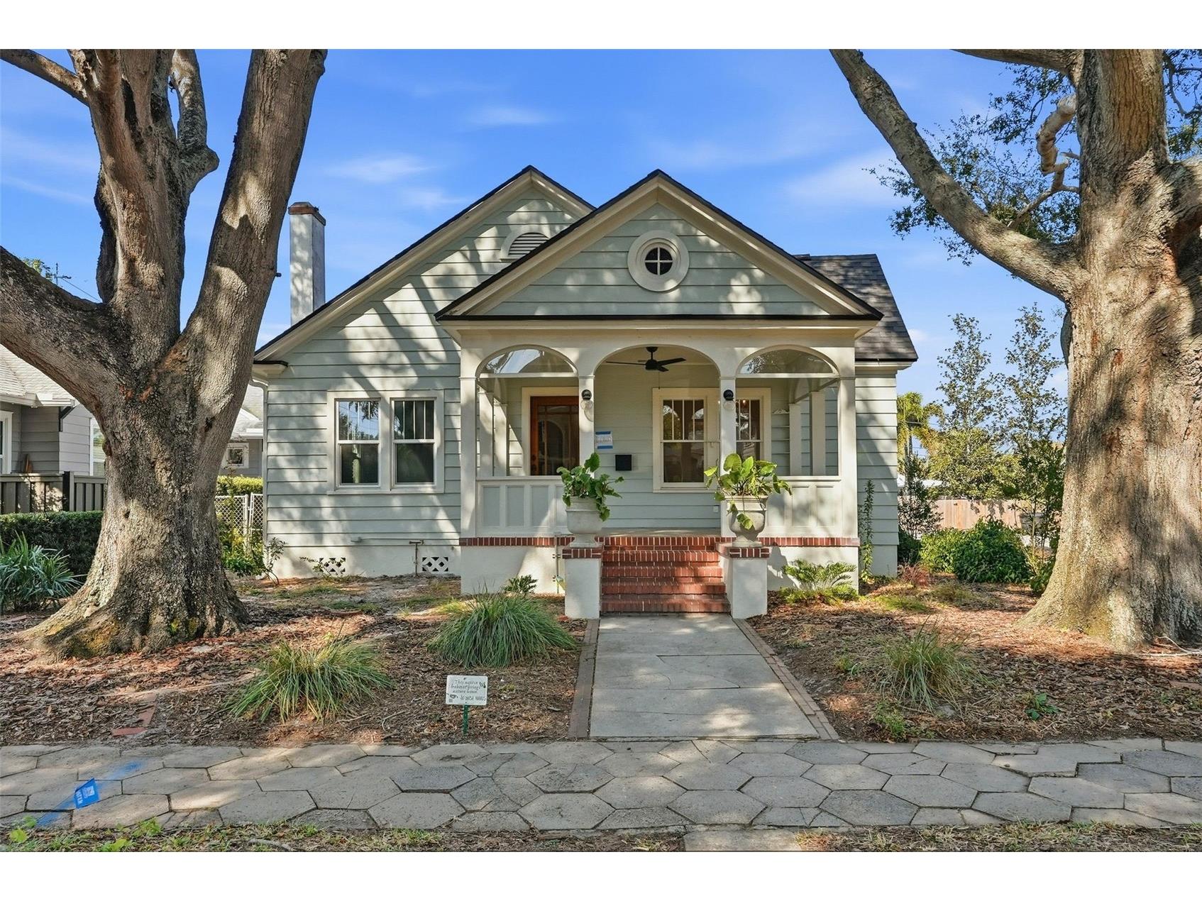 141 15th Avenue N Saint Petersburg FL 33704 TB8472771 image1