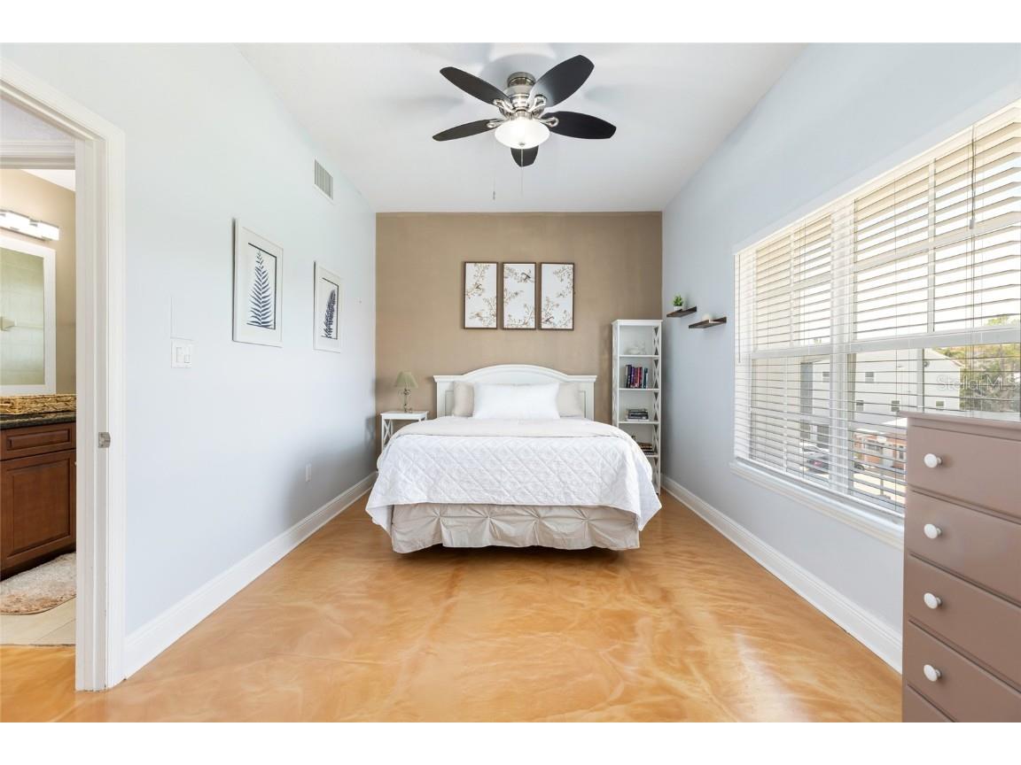 141 175th Avenue E Redington Shores FL 33708 TB8403141 image16