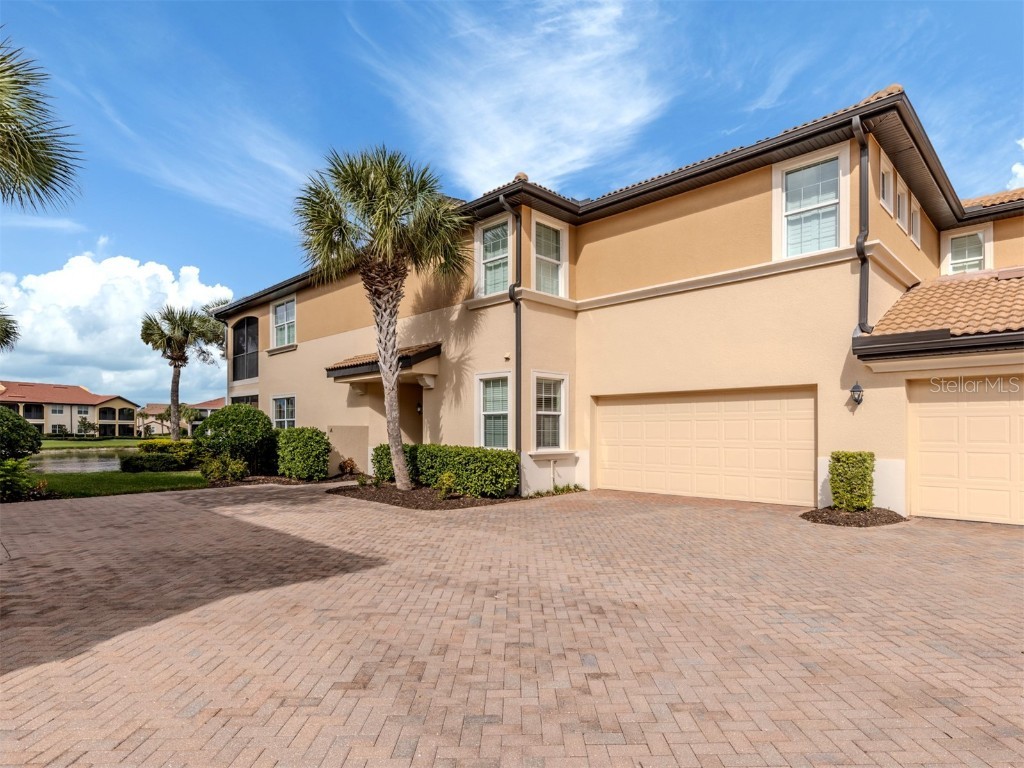 141 Bella Vista Terrace #34A North Venice FL 34275 N6141587 image2