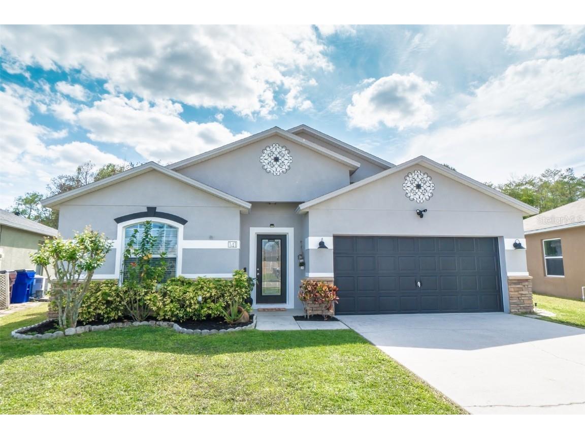 141 Daigledog Street Saint Cloud FL 34772 O6189063 image1