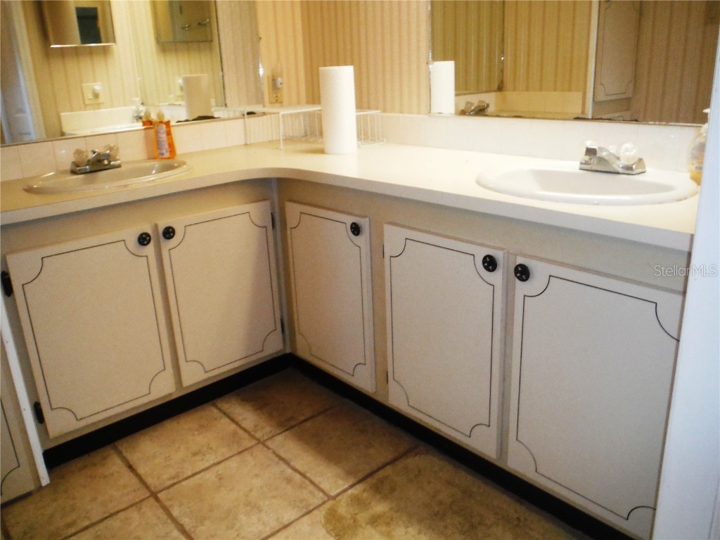 141 Forest Lane #13 Safety Harbor FL 34695 TB8439349 image19