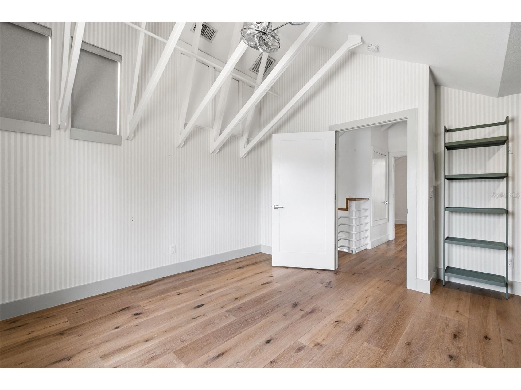 141 Giralda Boulevard NE Saint Petersburg FL 33704 TB8521654 image39