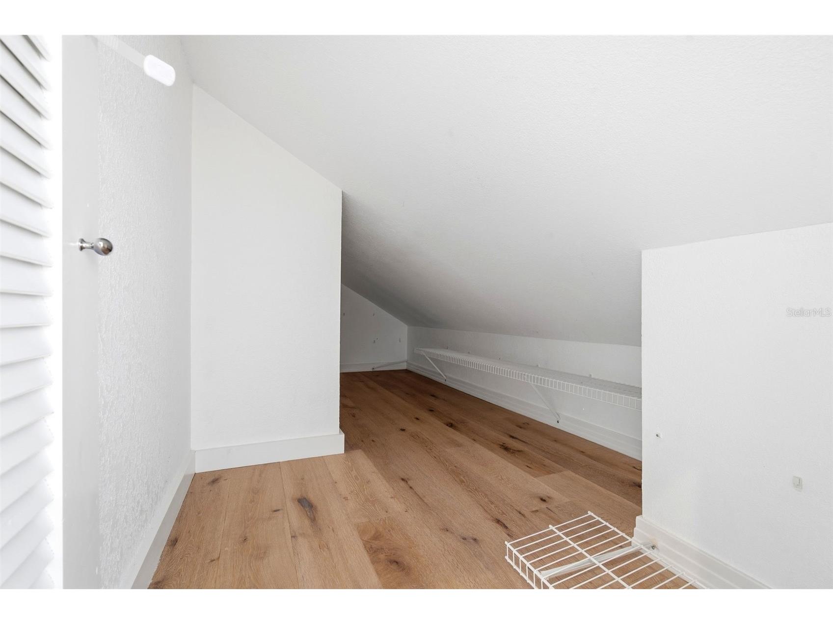141 Giralda Boulevard NE Saint Petersburg FL 33704 TB8521654 image49