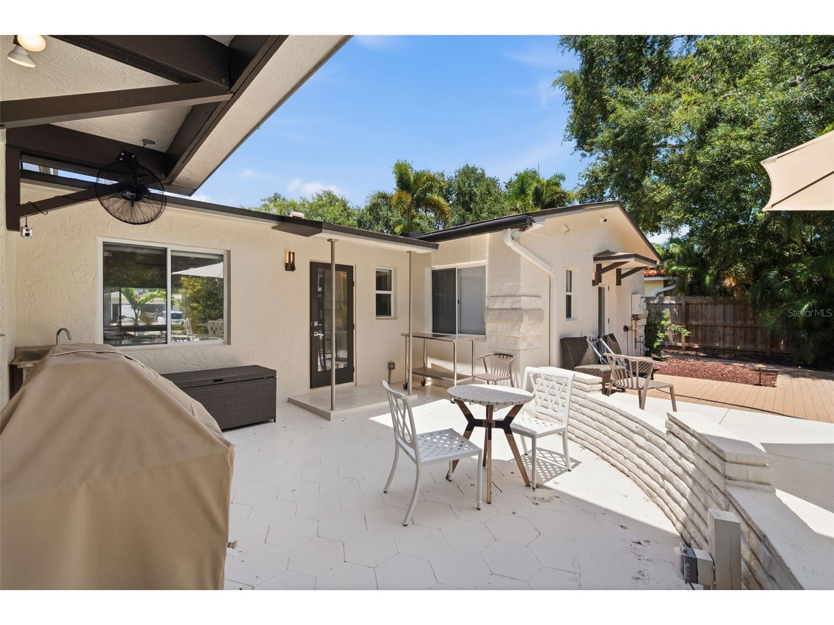141 Giralda Boulevard NE Saint Petersburg FL 33704 TB8521654 image58