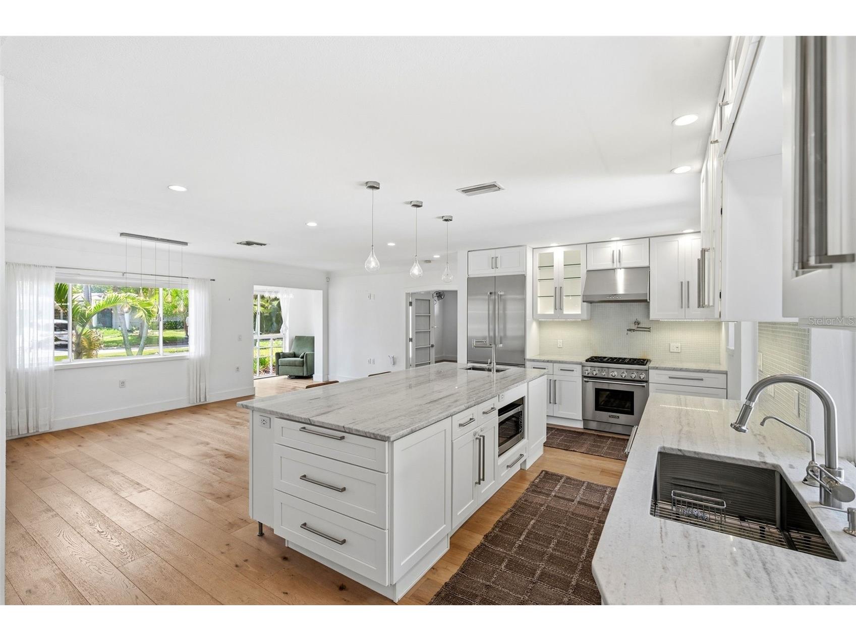 141 Giralda Boulevard NE Saint Petersburg FL 33704 TB8521654 image6