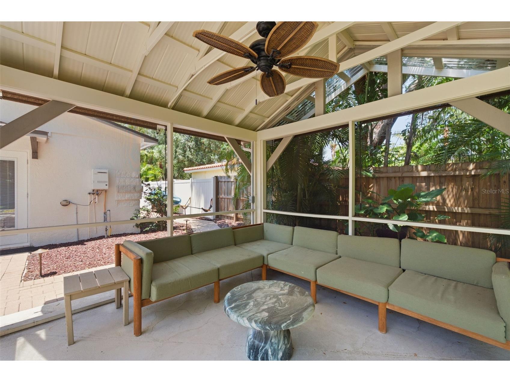 141 Giralda Boulevard NE Saint Petersburg FL 33704 TB8521654 image61