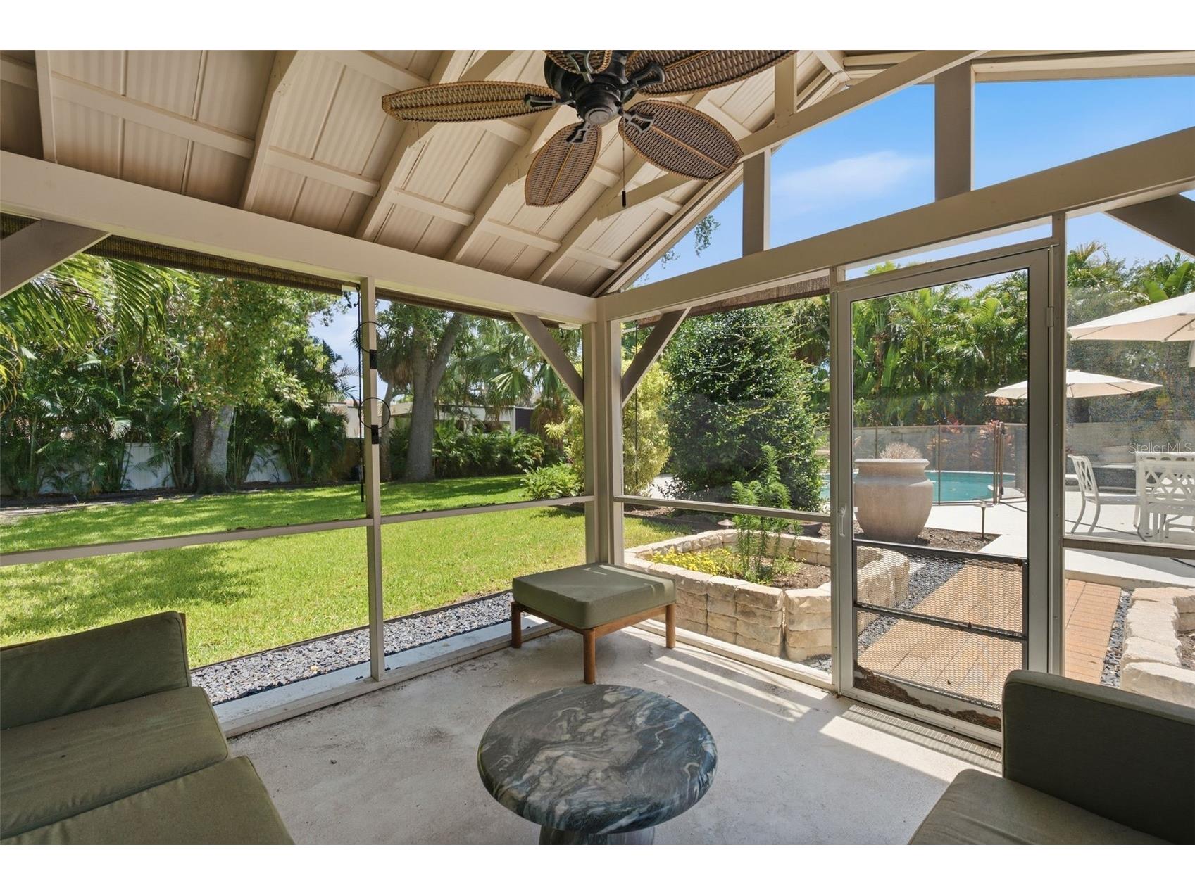 141 Giralda Boulevard NE Saint Petersburg FL 33704 TB8521654 image62
