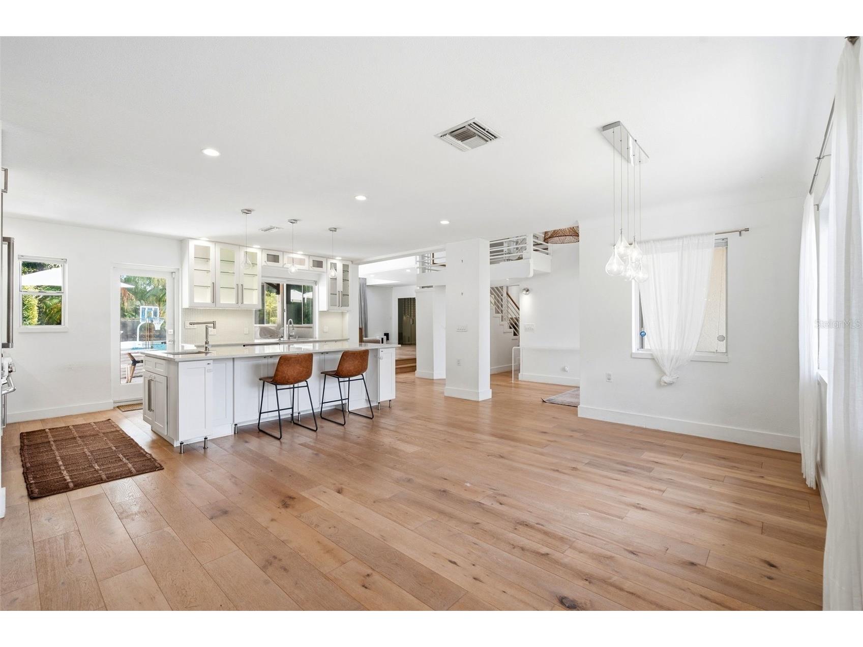 141 Giralda Boulevard NE Saint Petersburg FL 33704 TB8521654 image9