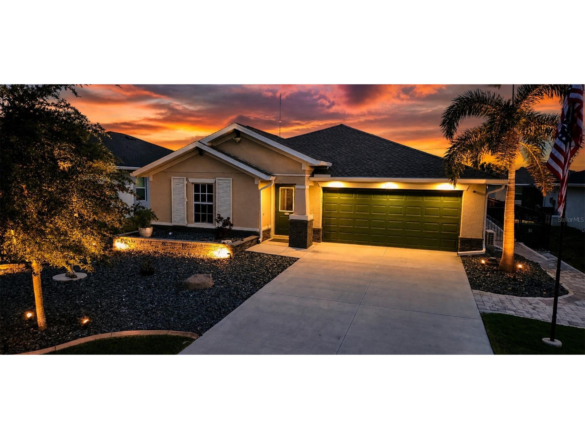 141 Hercules Drive Rotonda West FL 33947 D6147353 image1