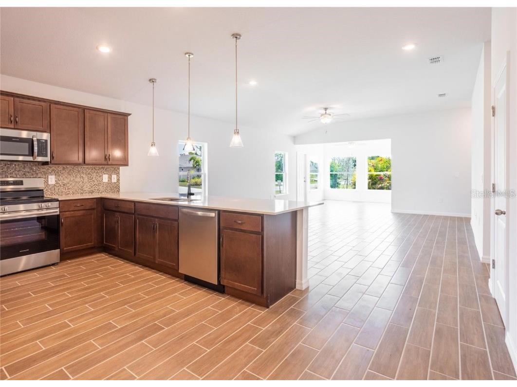 141 Hobo Road Rotonda West FL 33947 TB8447788 image5