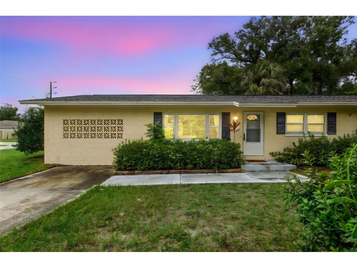 141 N Mcdonald Avenue Deland FL 32724 V4944981 image1