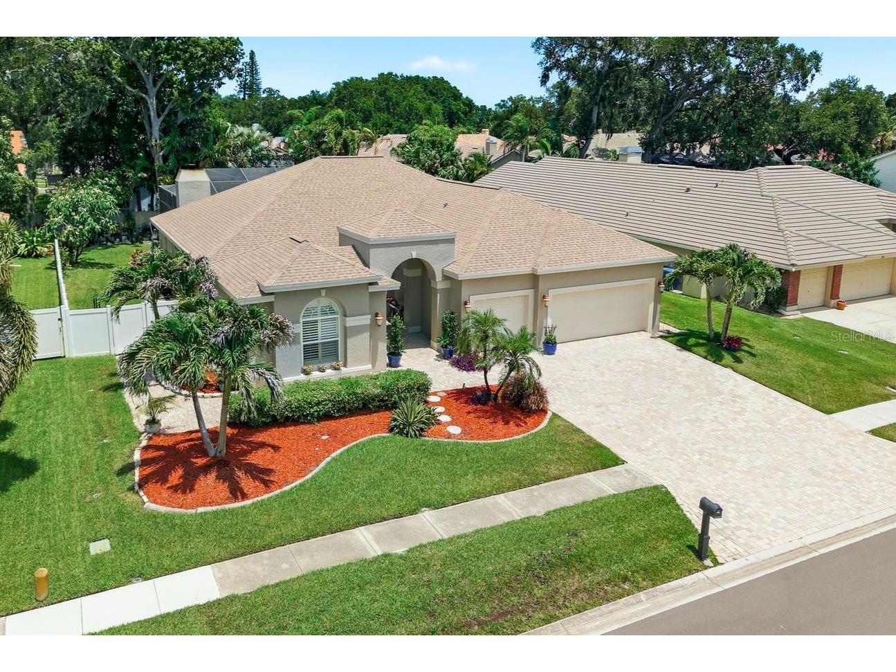 141 Old Oak Circle Palm Harbor FL 34683 TB8516934 image1